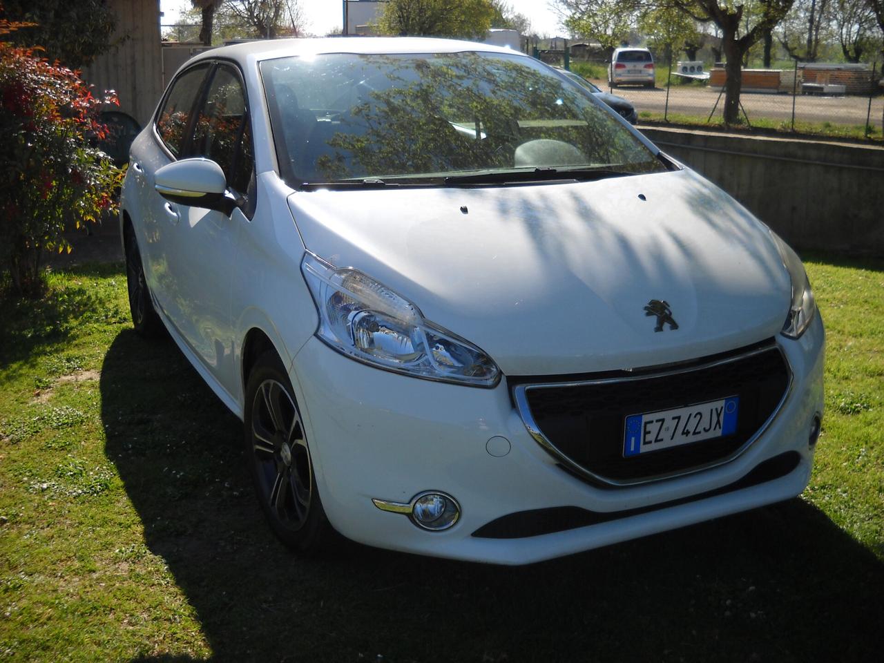 Peugeot 208 1.4 HDi 68 CV 3 porte Active