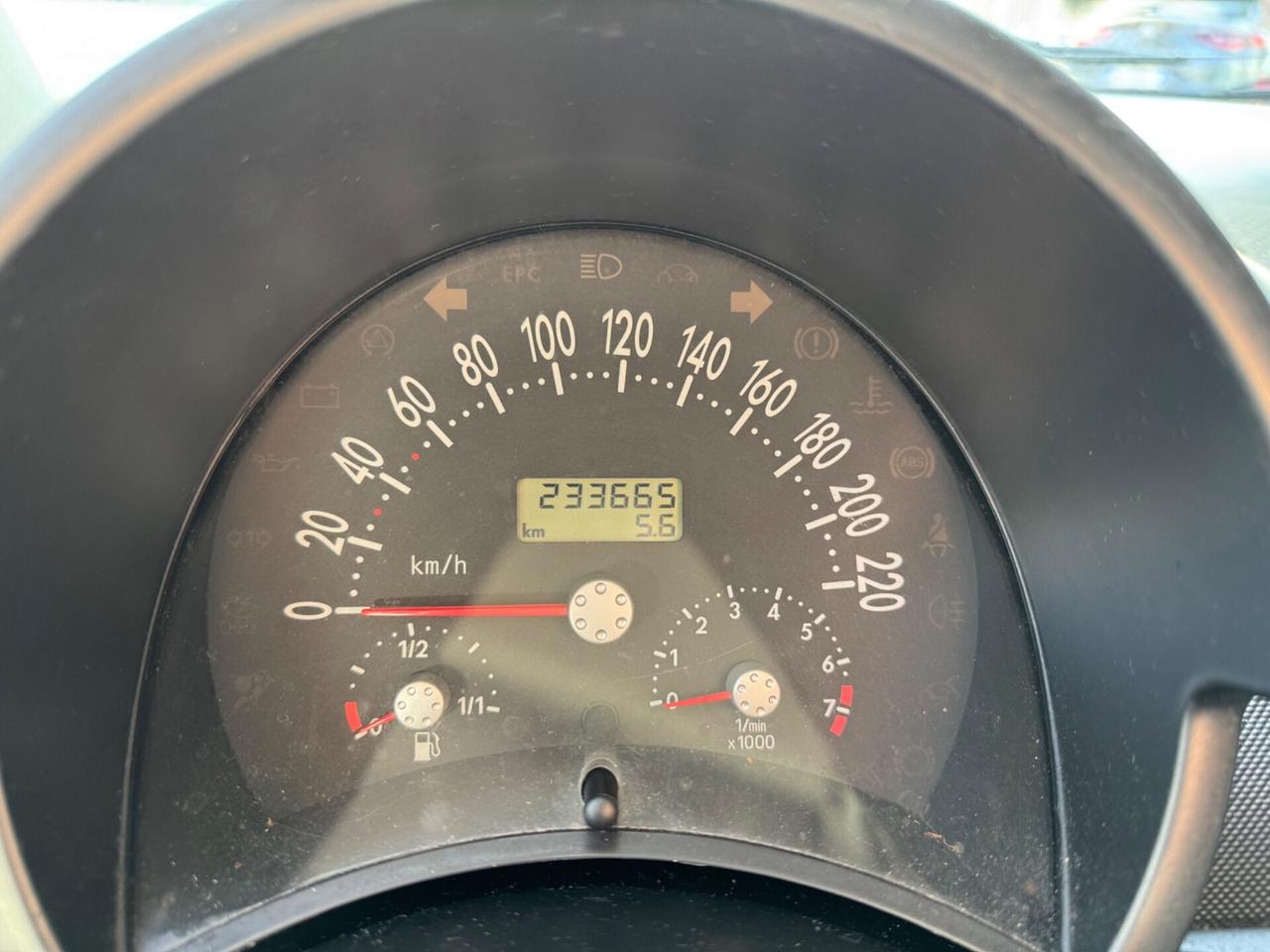 Volkswagen New Beetle 1.6