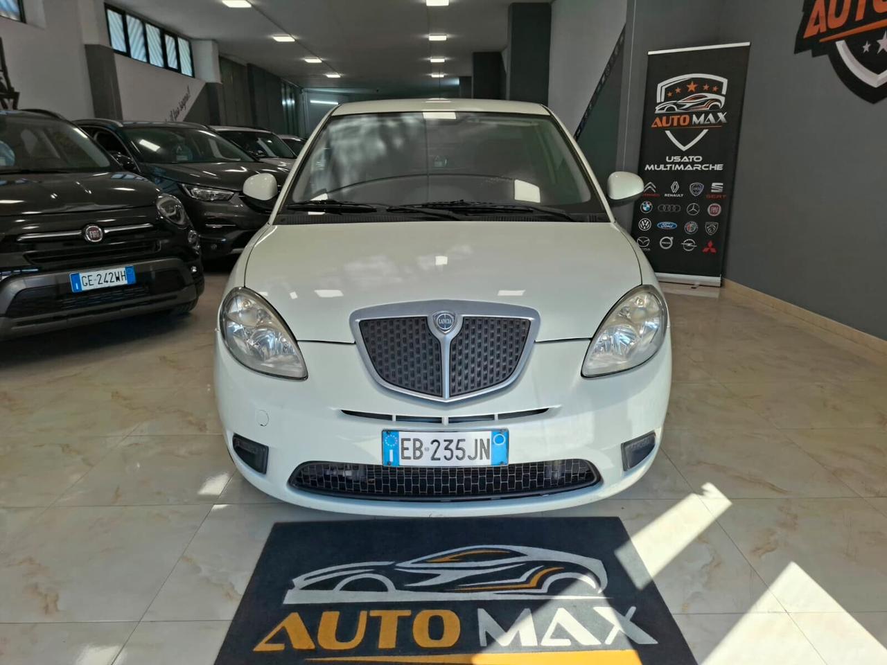 Lancia Ypsilon 1.2 60cv Argento 2010