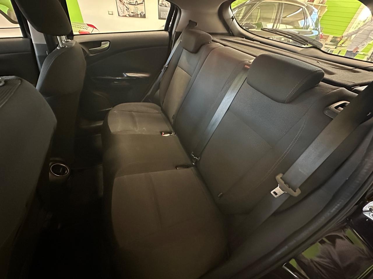 Alfa Romeo Giulietta 1.6 JTDm-2 105 CV Distinctive 2010