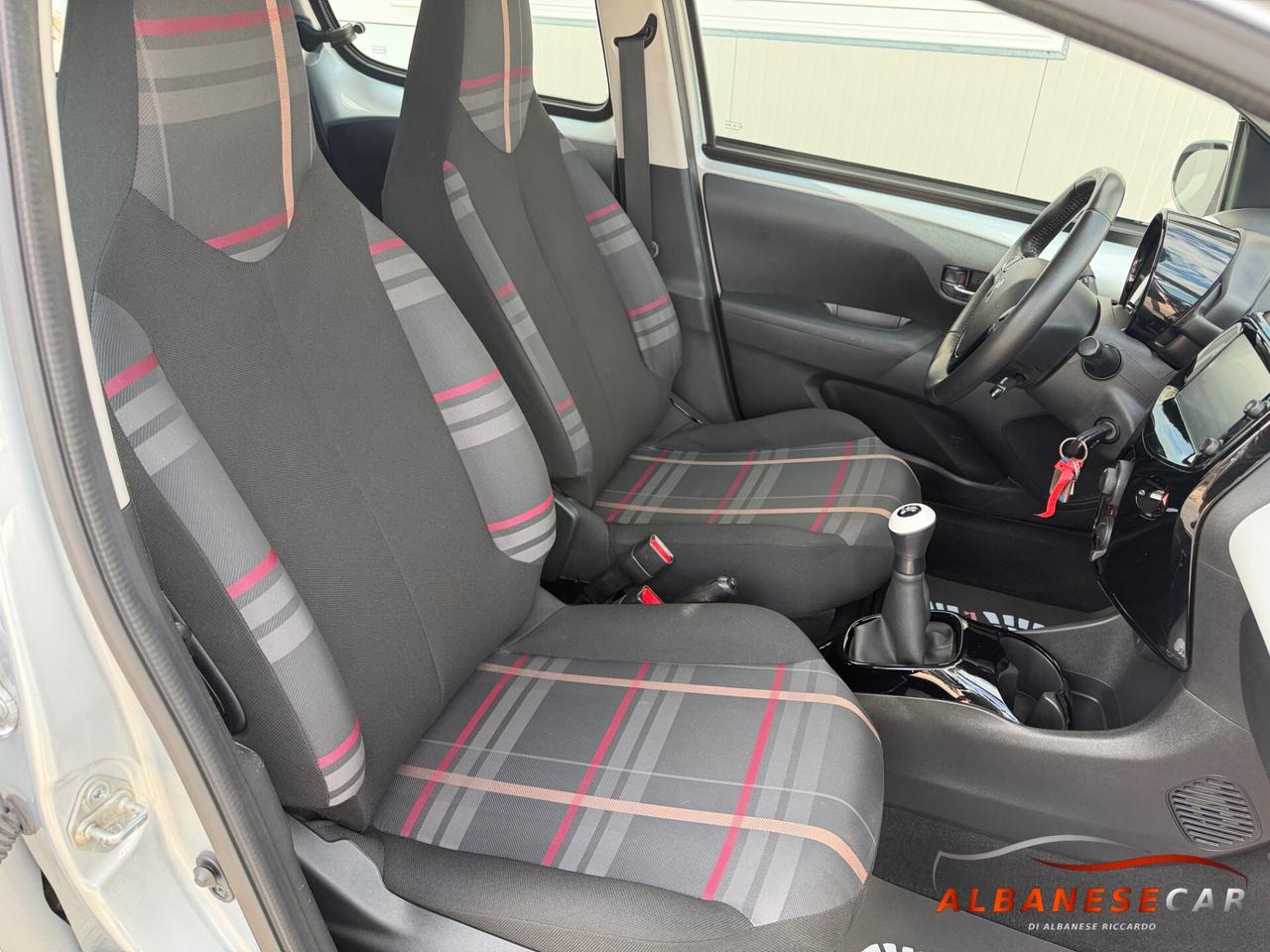 Peugeot 108 PureTech 82 5 porte Allure TOP!