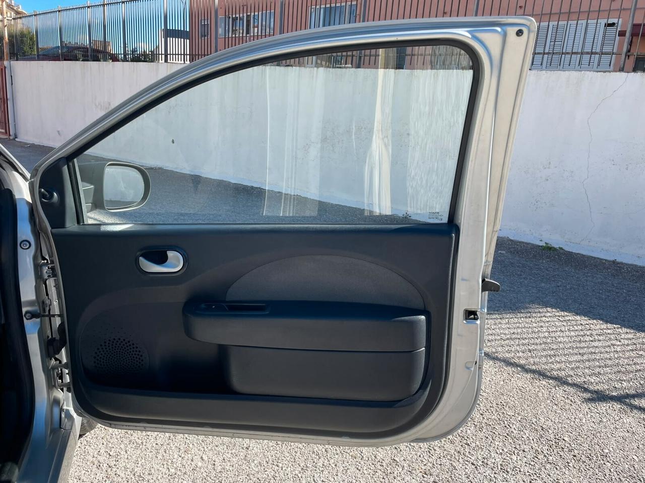 Renault Twingo 1.2 16V LEV Sport & Sound