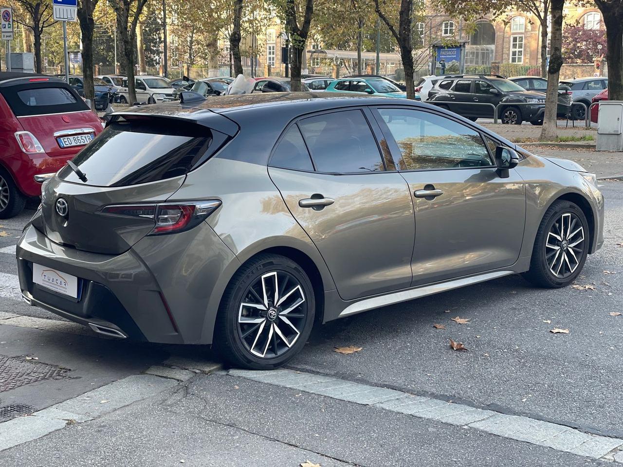 Toyota Corolla Style 2.0 VVT-i HEV