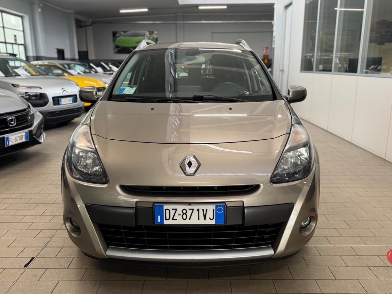 Renault Clio 1.2 16V SporTour Dynamique