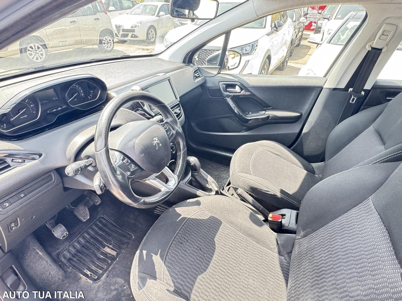 PEUGEOT 2008 1.2 BENZINA ADATTA NEOPATENTATI