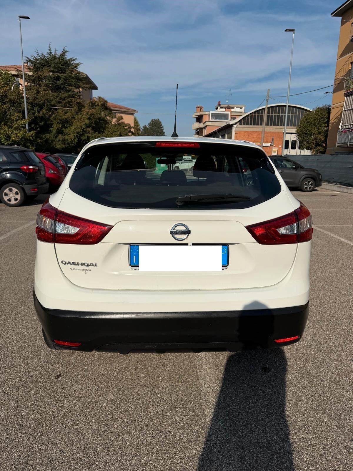 Nissan Qashqai 1.2 - NEOPATENTATI - 12 MESI DI GARANZIA -