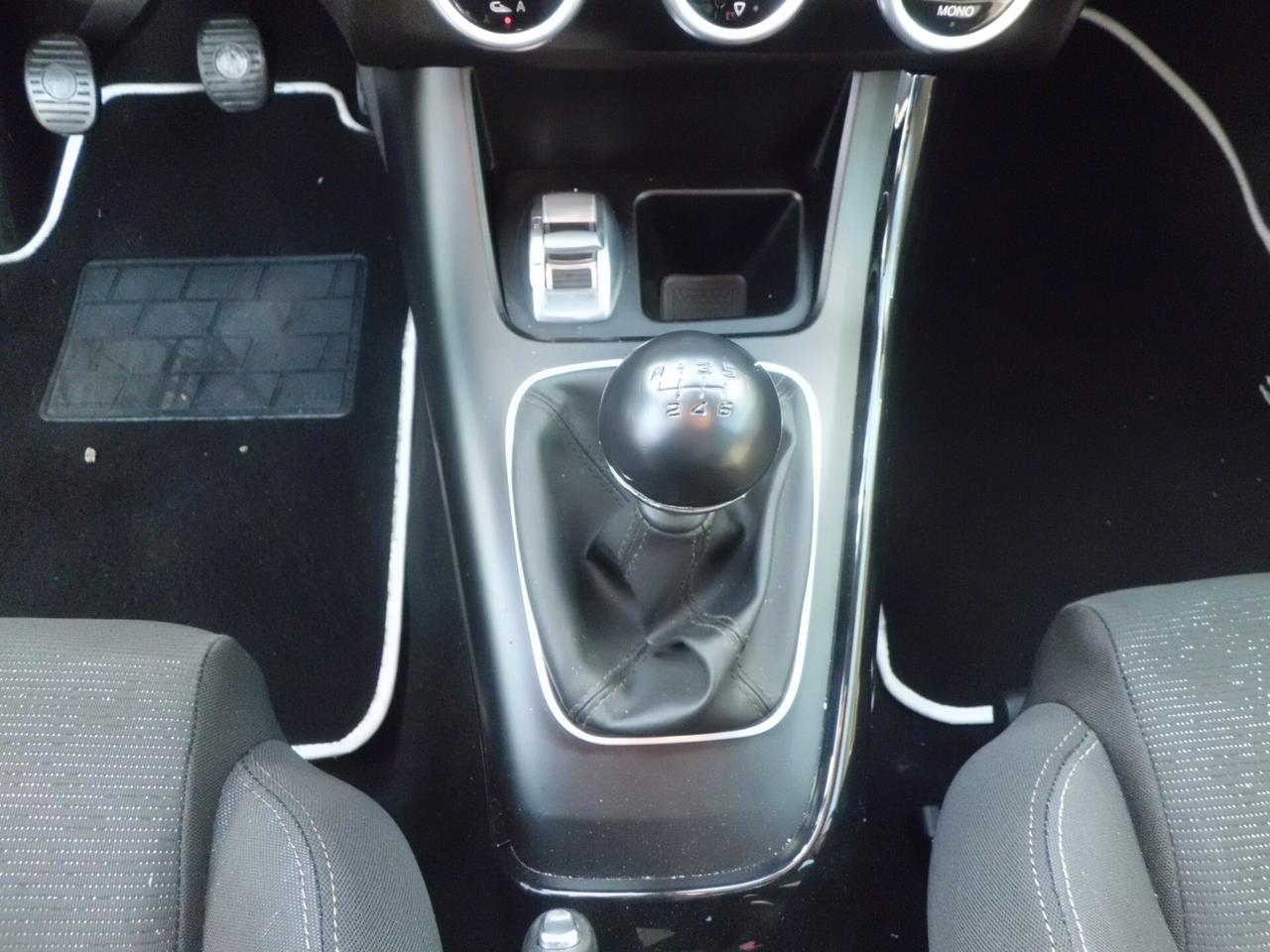 Alfa Romeo Giulietta 1.6 JTDm-2 105 CV Distinctive