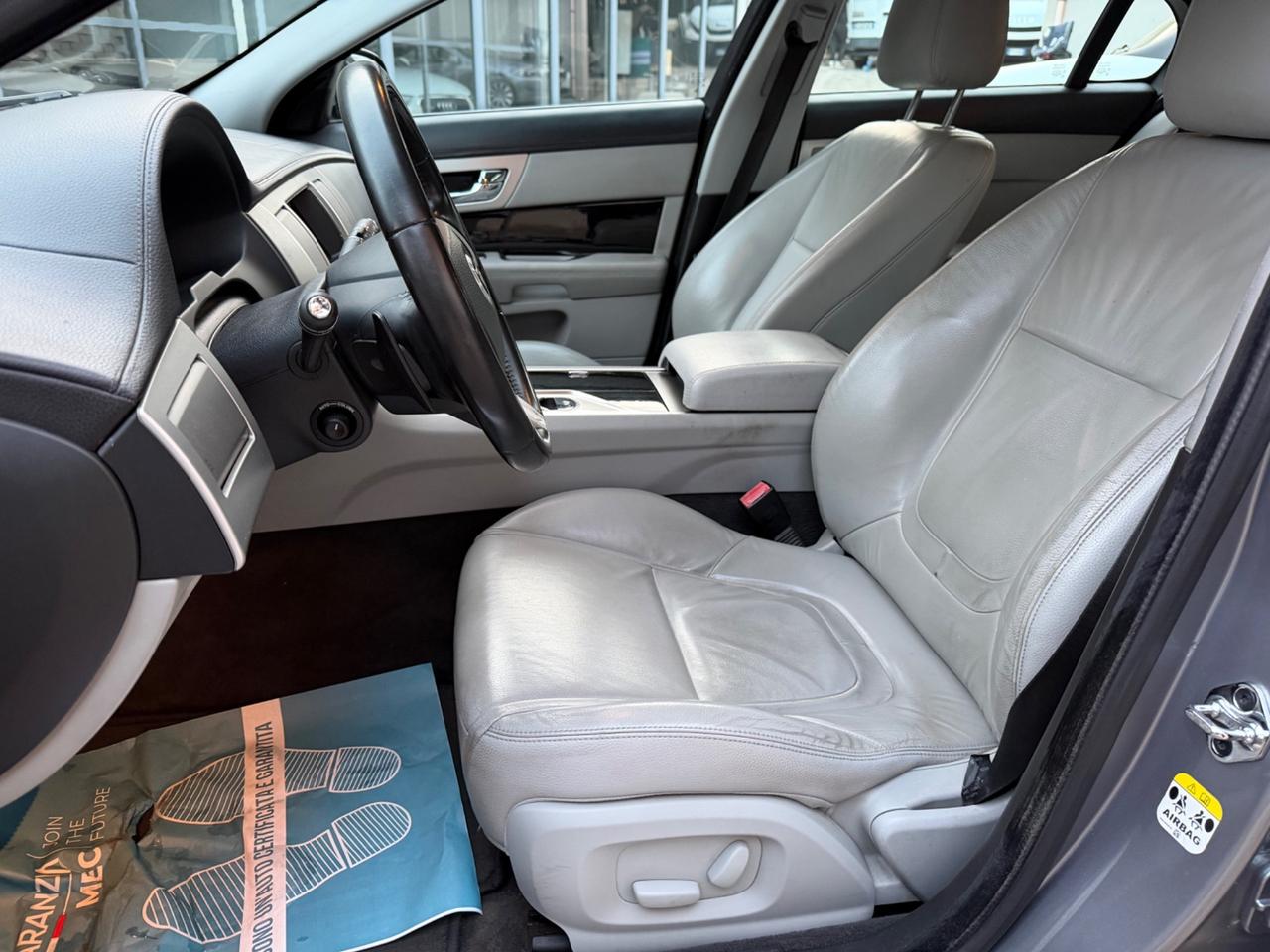 Jaguar XF 2.2 D 190 CV Prestige 2012