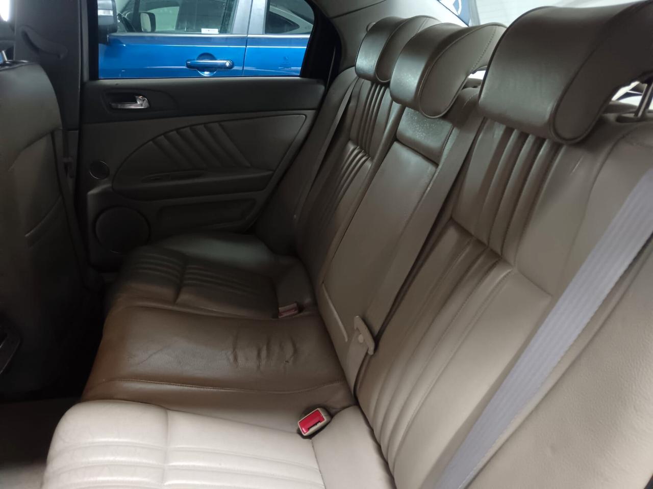 Alfa Romeo 159 1.9 JTDm 16V Exclusive