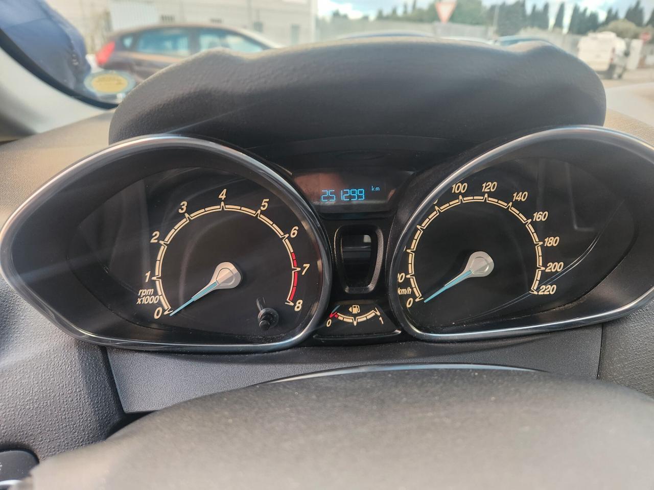 Ford Fiesta 1.4 BENZINA.- GPL