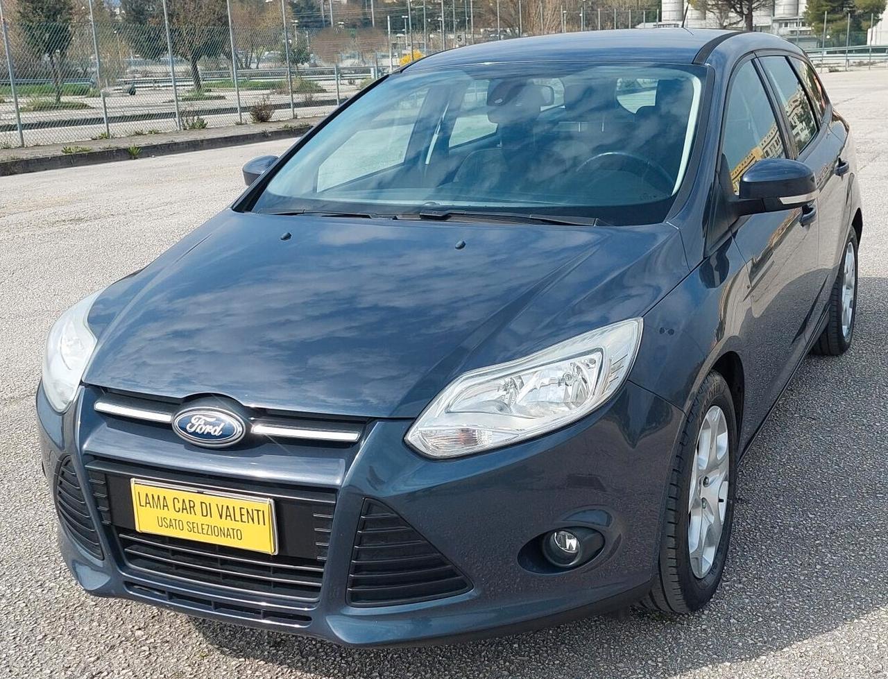 CONSUMI RIDOTTI -FORD FOCUS 1.6 -POCHI CHILOMETRI