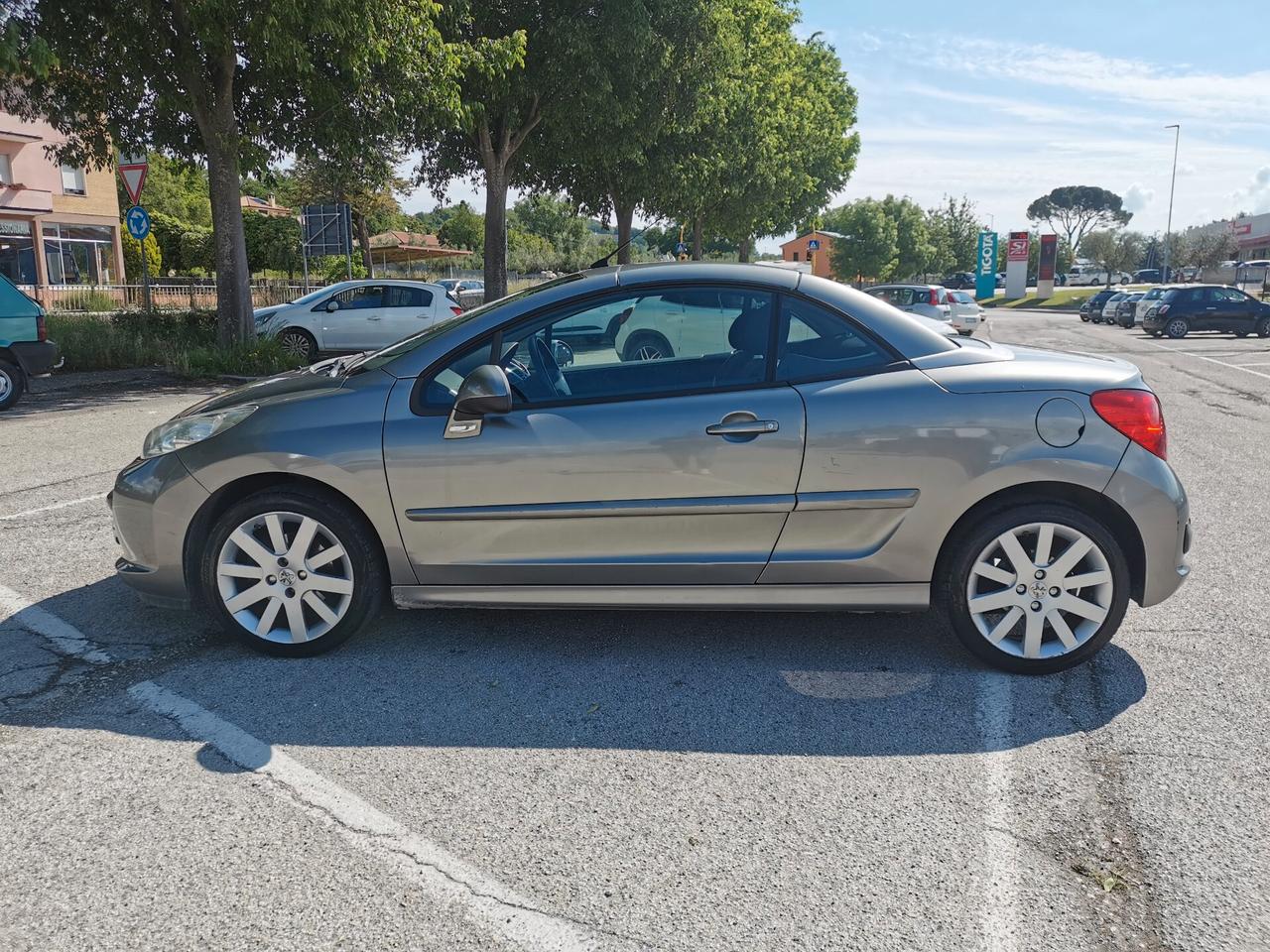 Peugeot 207 cc 1.6 HDi 110CV