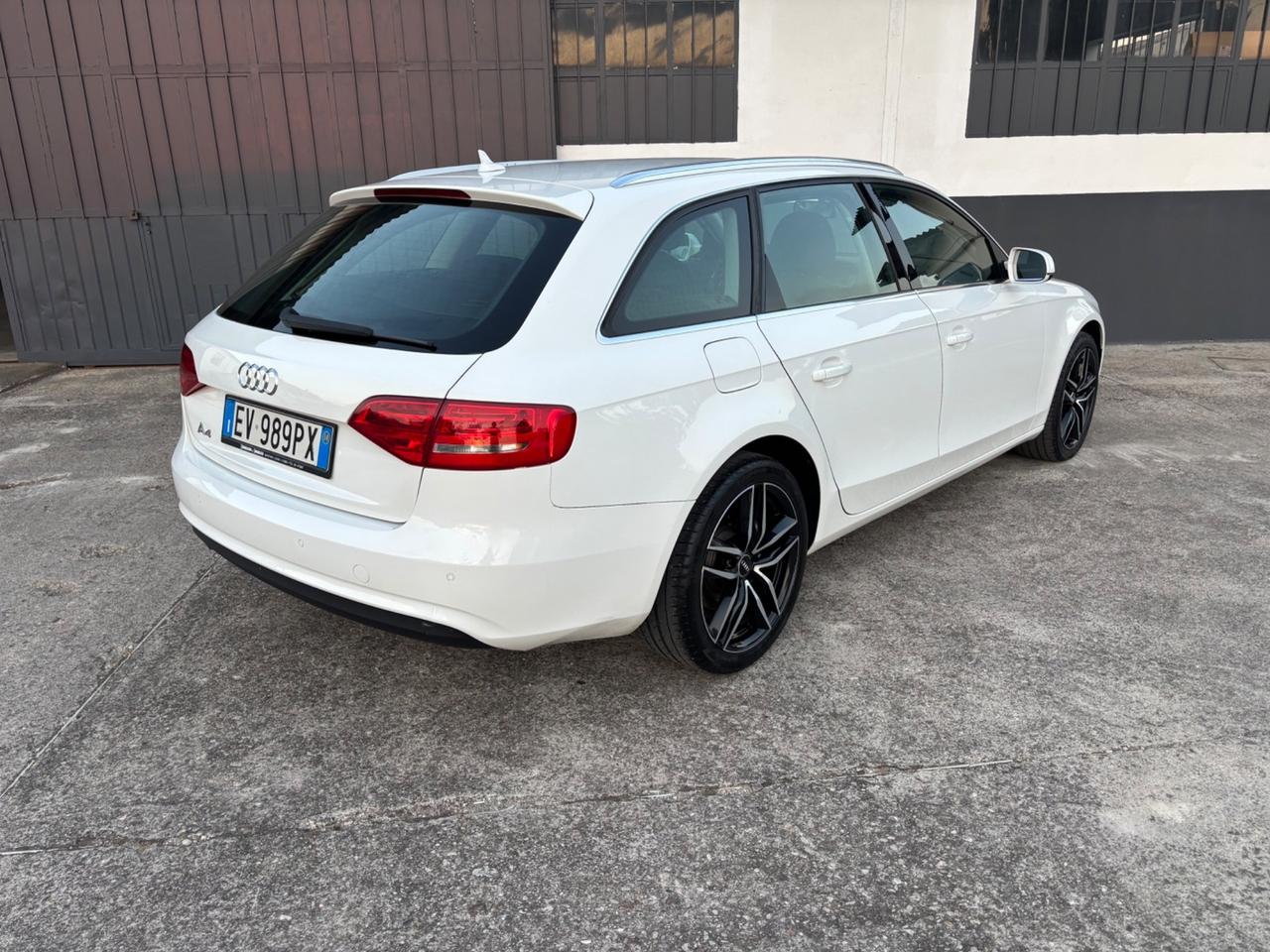 Audi A4 Avant 2.0 TDI 150 CV. Garanzia 12 mesi