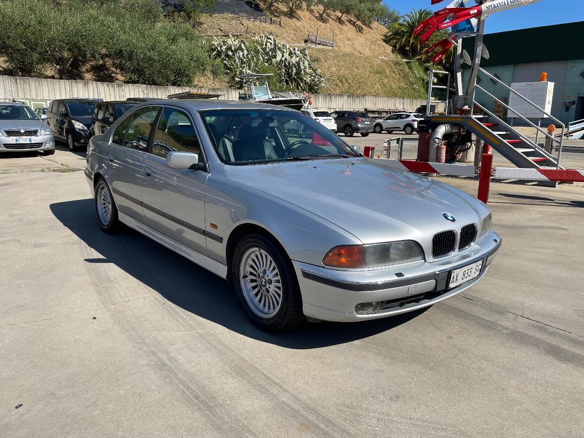 BMW - Serie 5 - 523i 24V Attiva