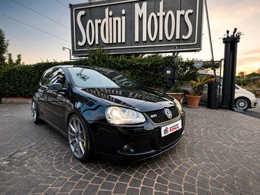 Volkswagen Golf GTI 2.0 16V TFSI 3p. Edition 30