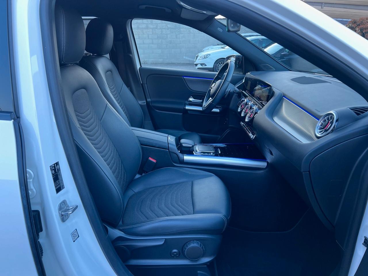 Mercedes-benz GLA 180 d 115cv Sport Plus auto NIGHT VIRTUAL/LED/LUCI/18;