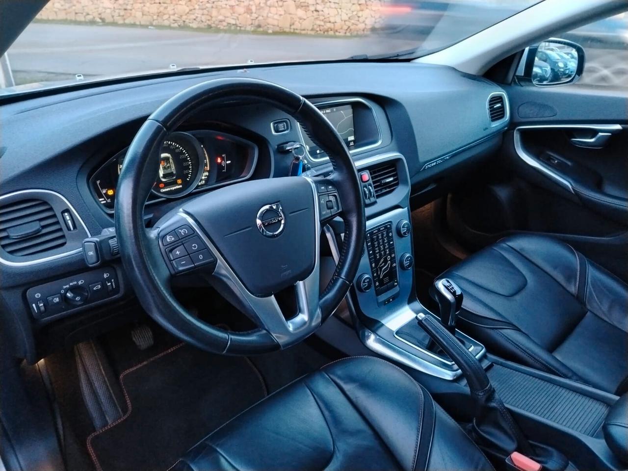 Volvo V40 Cross Country 2.0 D2