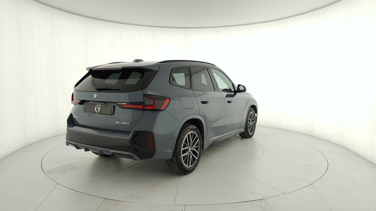 BMW X1 xdrive20d mhev 48V MSport auto