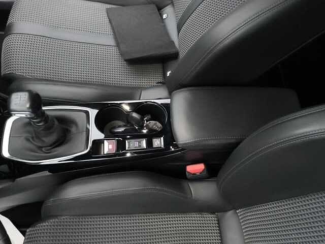 Peugeot 2008 PureTech 130 S&S GT