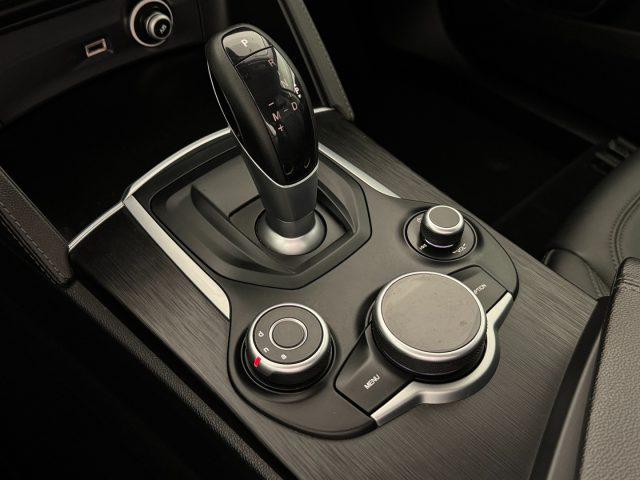 ALFA ROMEO Stelvio 2.0 Turbo 200 CV AT8 Q4 Super