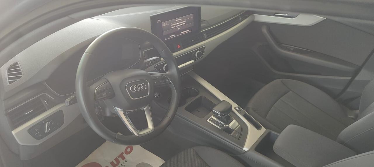 Audi A4 Avant 35 TDI/163 CV S tronic Business Advanced