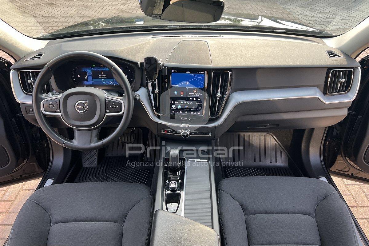 VOLVO XC60 B4 (d) Geartronic Momentum