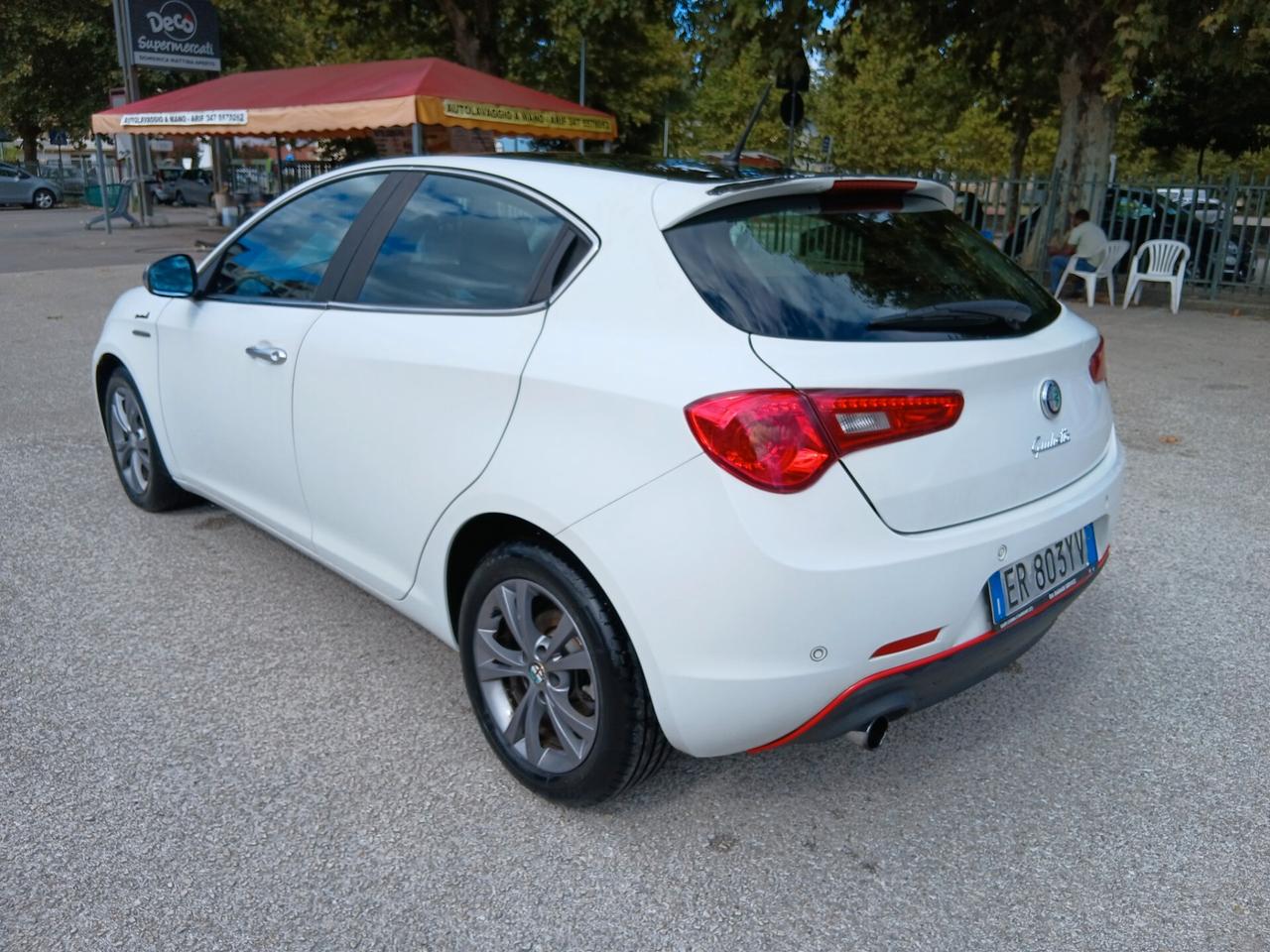 Alfa Romeo Giulietta 1.6 full carbon 105 CV Exclusive sportiva