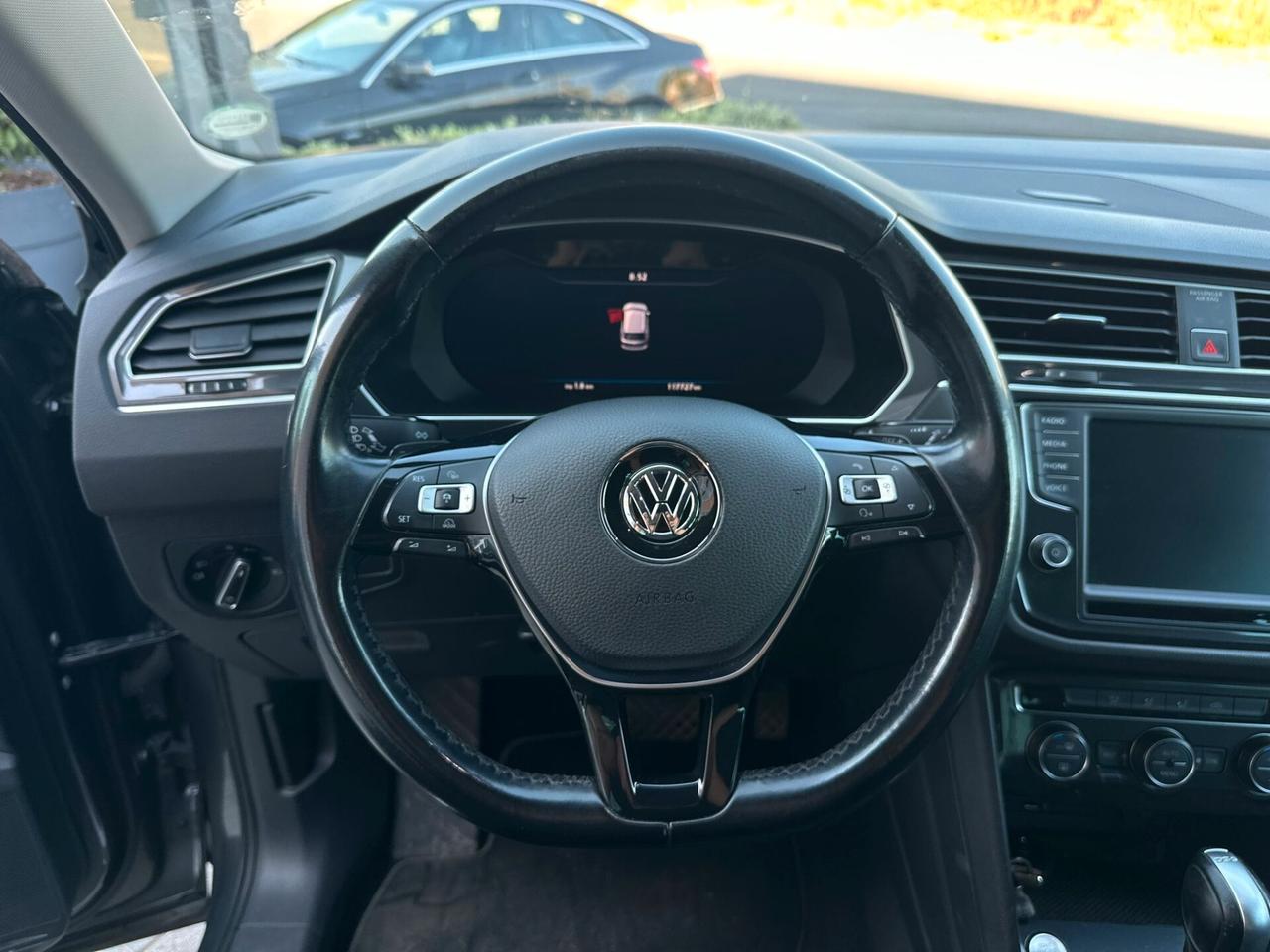Volkswagen Tiguan 2.0 TDI SCR DSG Business BlueMotion Technology