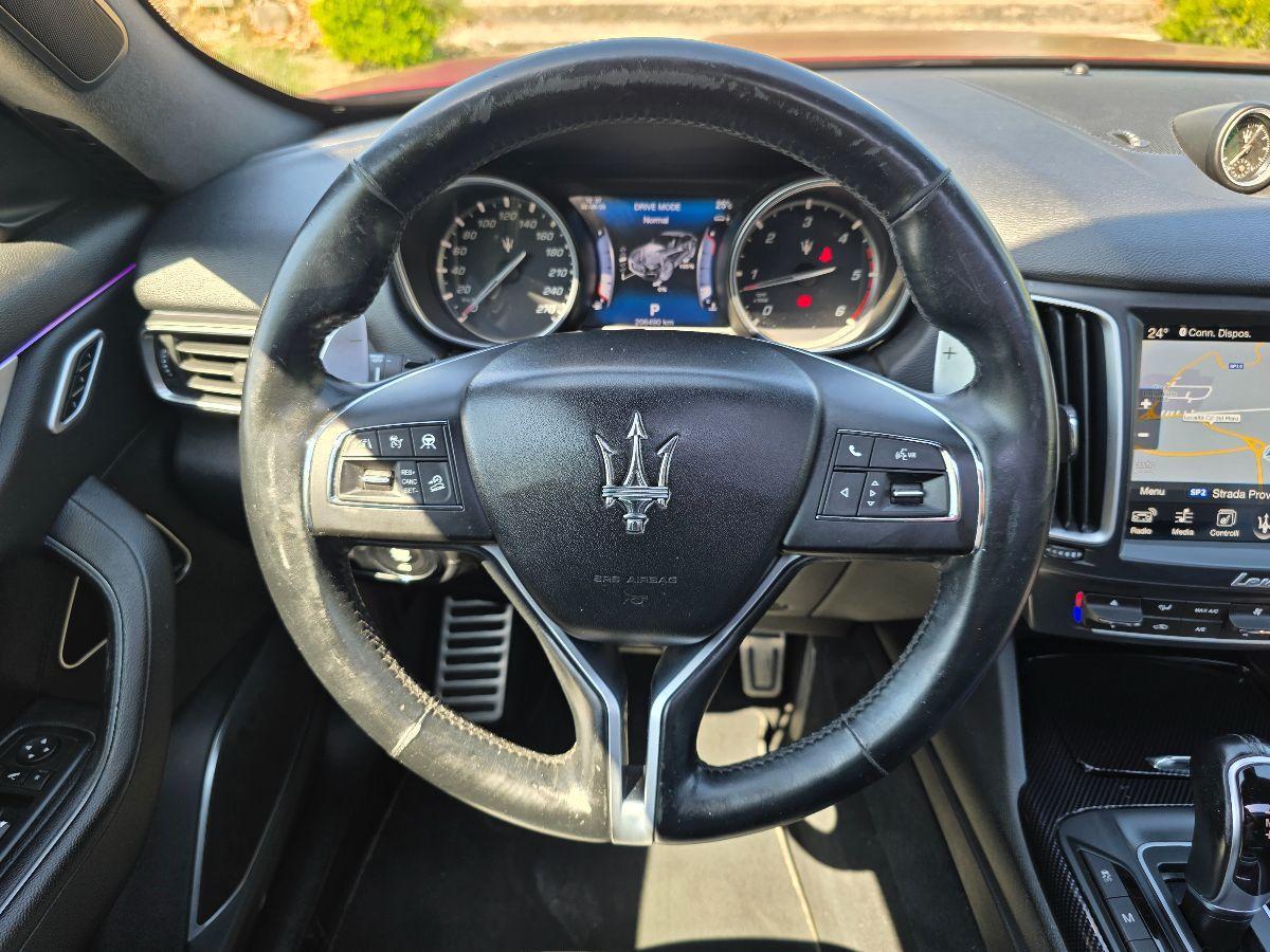 MASERATI LEVANTE 3.0 Diesel 275 CV Q4 Granlusso