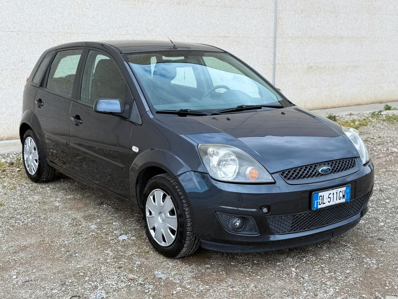 FORD FIESTA 1.2 BENZINA 75 CV