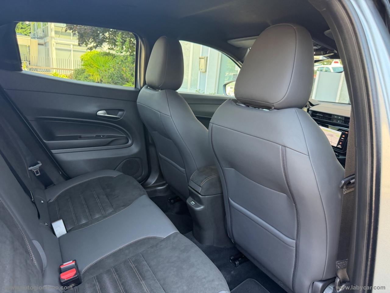 ALFA ROMEO Junior 1.2 145CV Hybrid eDCT6 Q4 Intensa