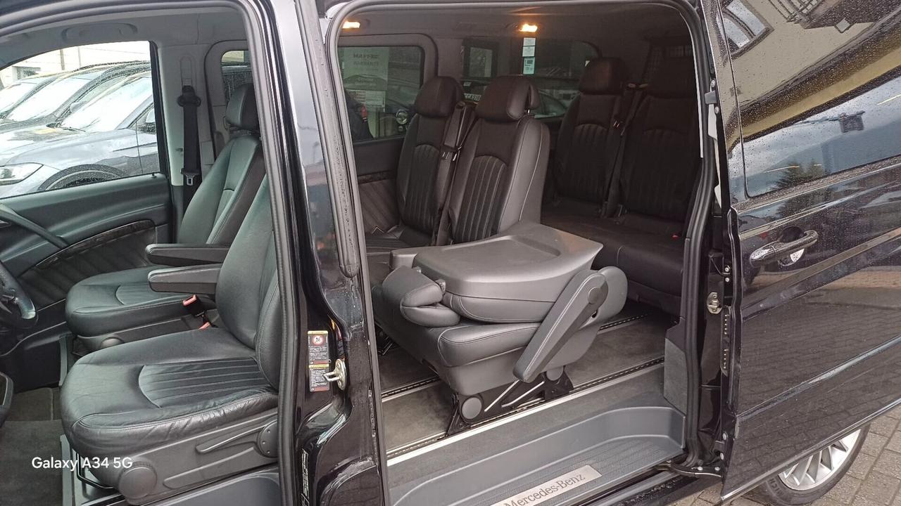 MERCEDES-BENZ VIANO 3.0cc 225CV V6 TD. 8 POSTI *IVA*