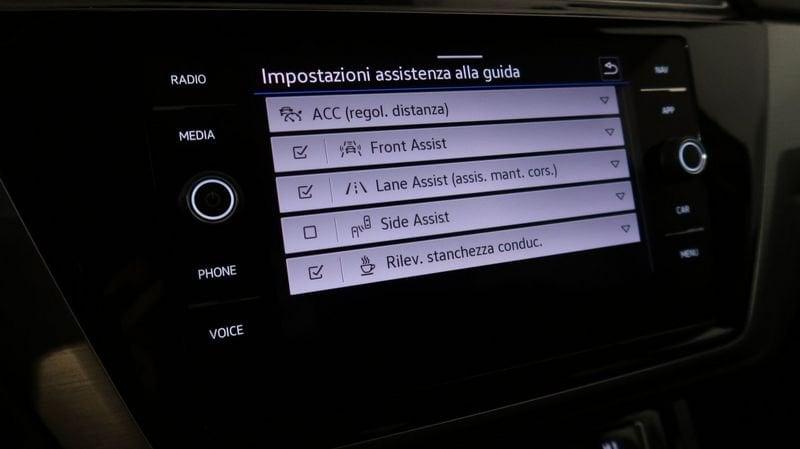 Volkswagen Touran Touran 1.5 tsi Business 150cv dsg #NAVIGATORE#CARPLAY#