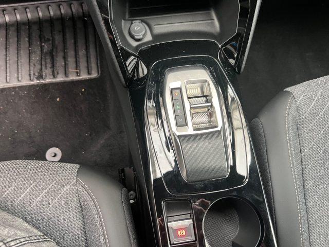 PEUGEOT 2008 PureTech 130 S&S EAT8 Allure da ?269,00 mensili