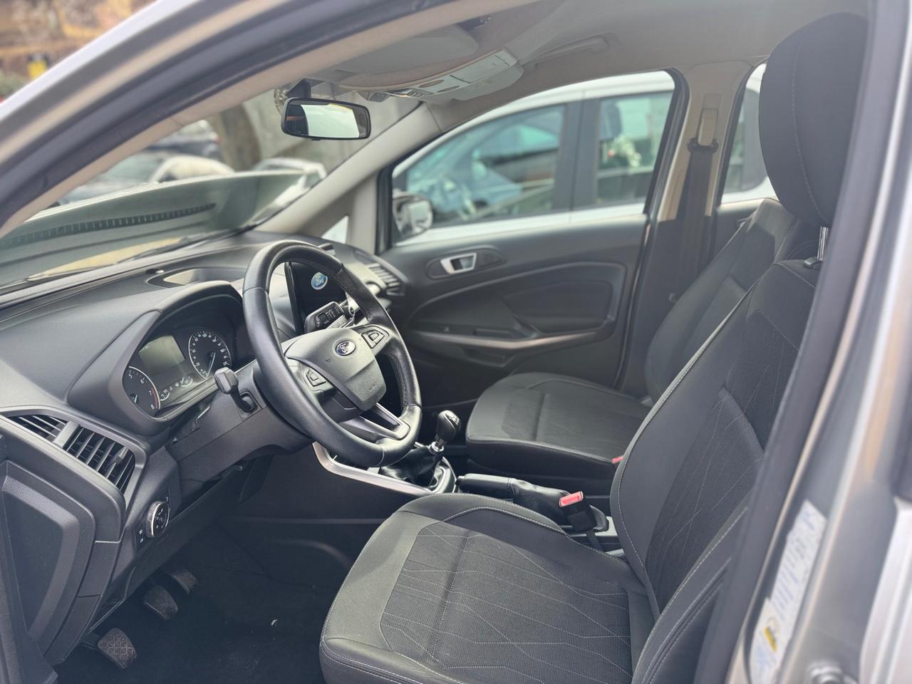 Ford EcoSport 1.0 benzina Titanium adatta neopatentati