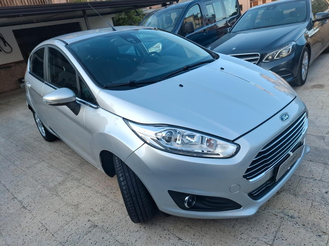 Ford Fiesta - 1.5 TDCi Titanio | Cruise Control | Ingresso senza chiave | Bluetooth |