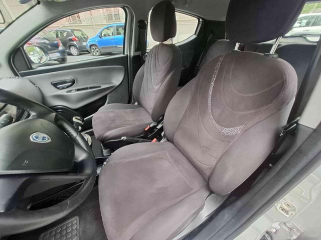LANCIA Ypsilon 1.2 69 CV 5 porte S&S Gold