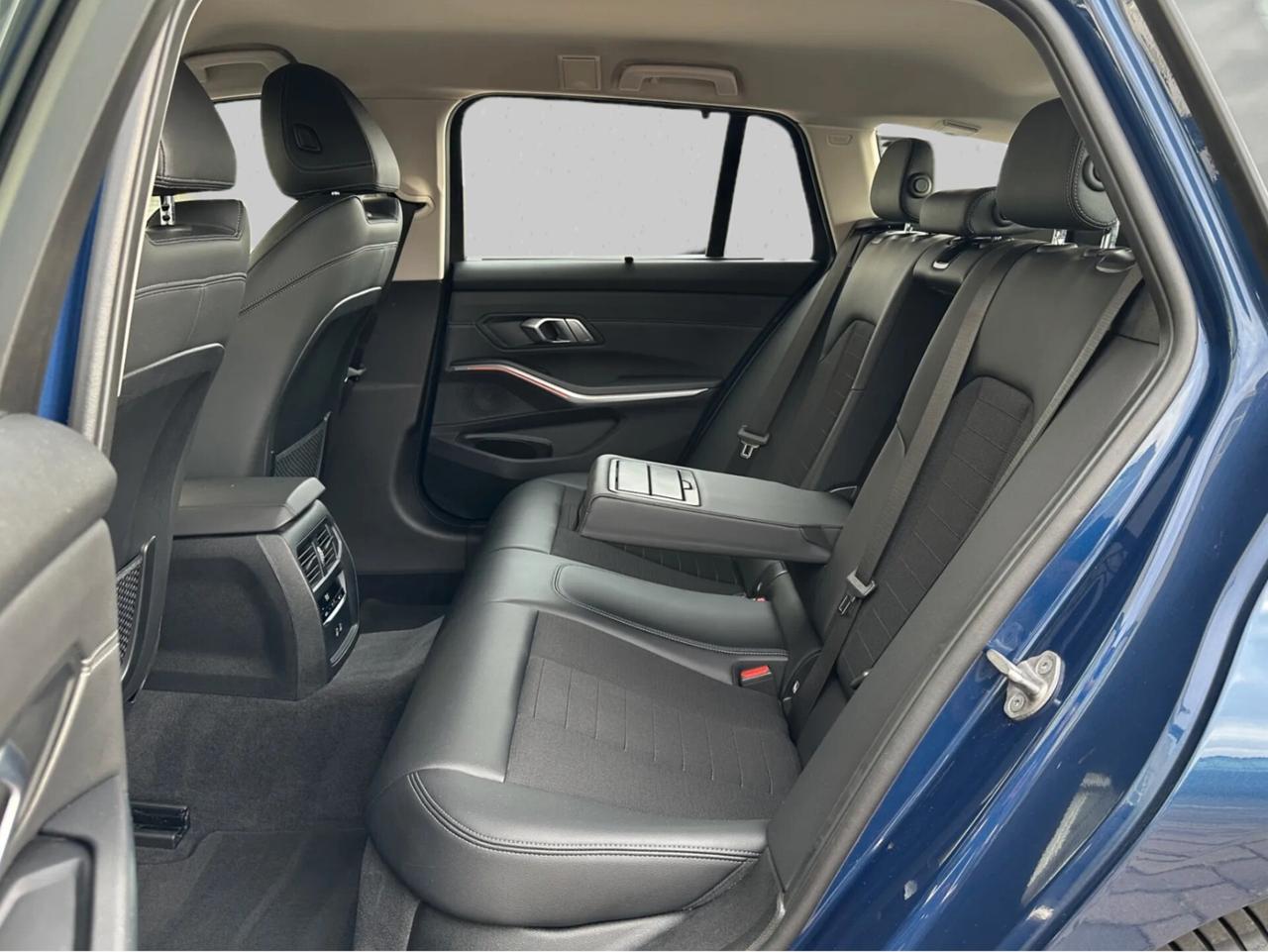 BMW 320d Touring mhev 48V Sport Automatica Euro6d