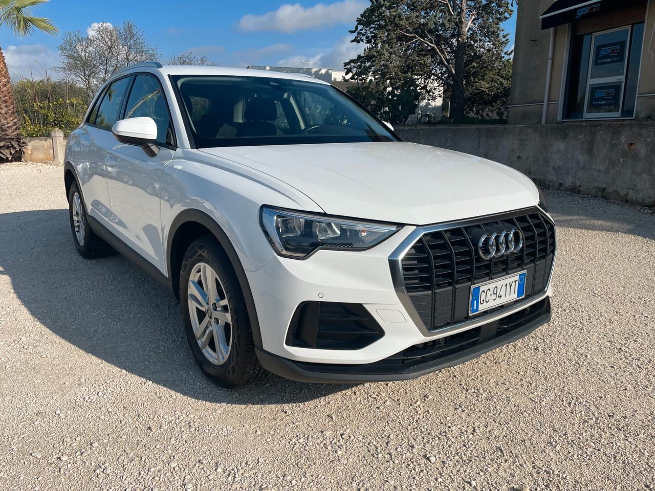 Audi Q3 35 TDI S tronic Business Advanced