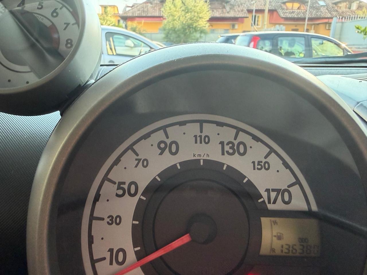 Toyota Aygo 1.0 12V VVT-i 5 porte Lounge Connect MMT