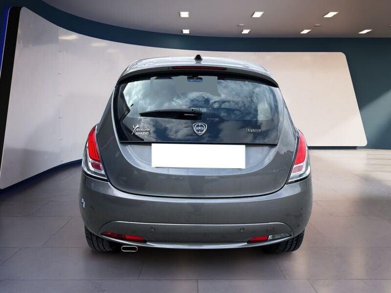 Lancia Ypsilon III 2021 1.0 firefly hybrid Gold s&s 70cv