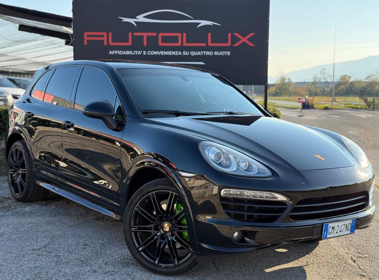 Porsche Cayenne 3.0 Diesel 2012 21”