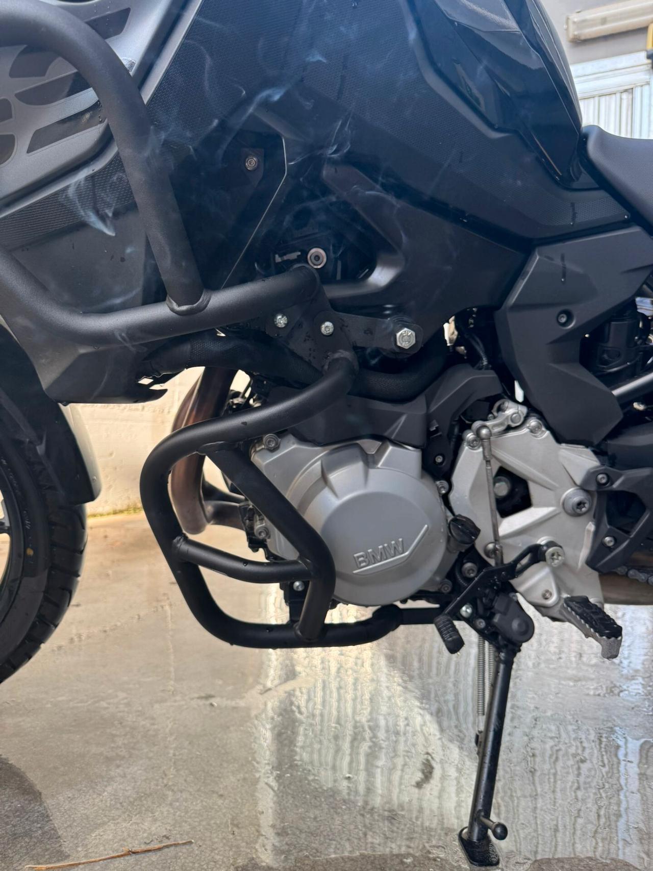 Bmw F 750 GS triple black
