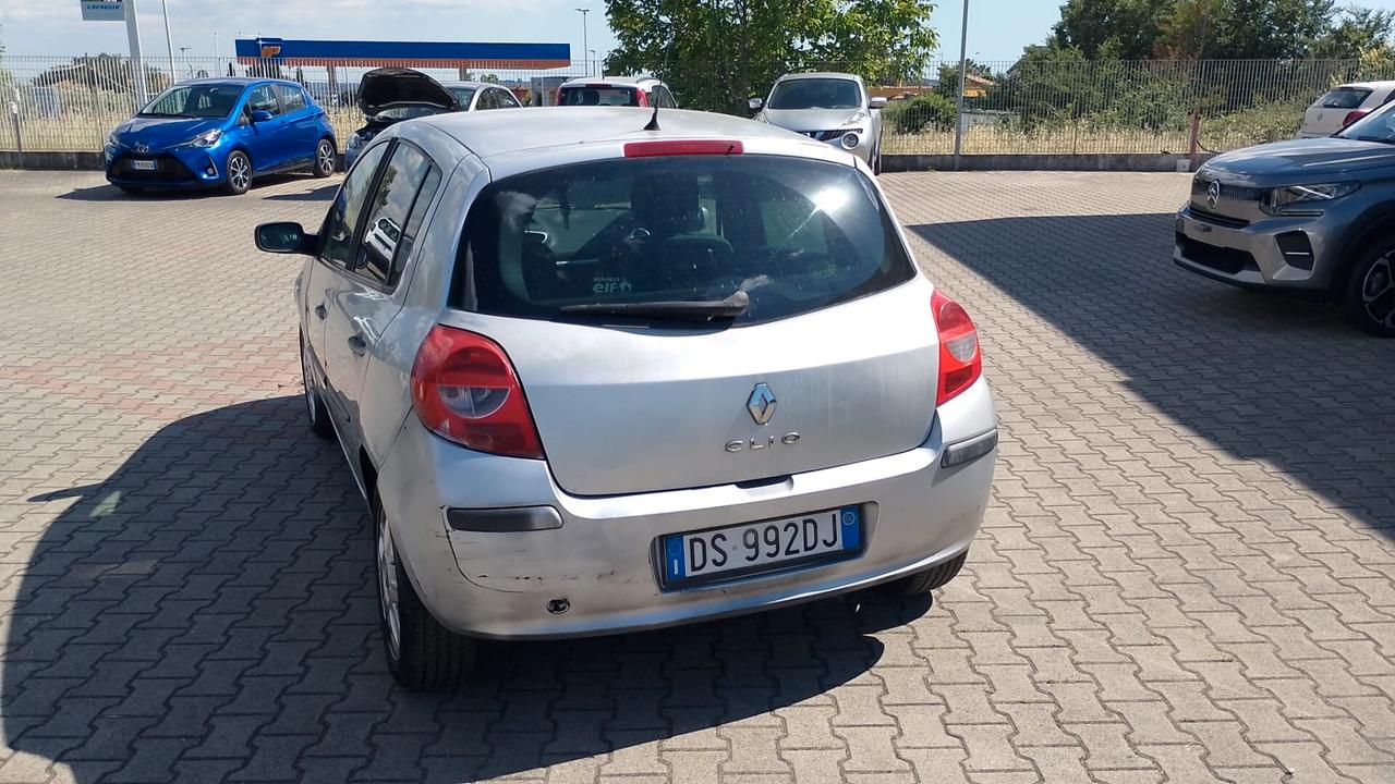 Renault Clio 1.2 16V TCE 100CV 5 porte GPL Rip Curl
