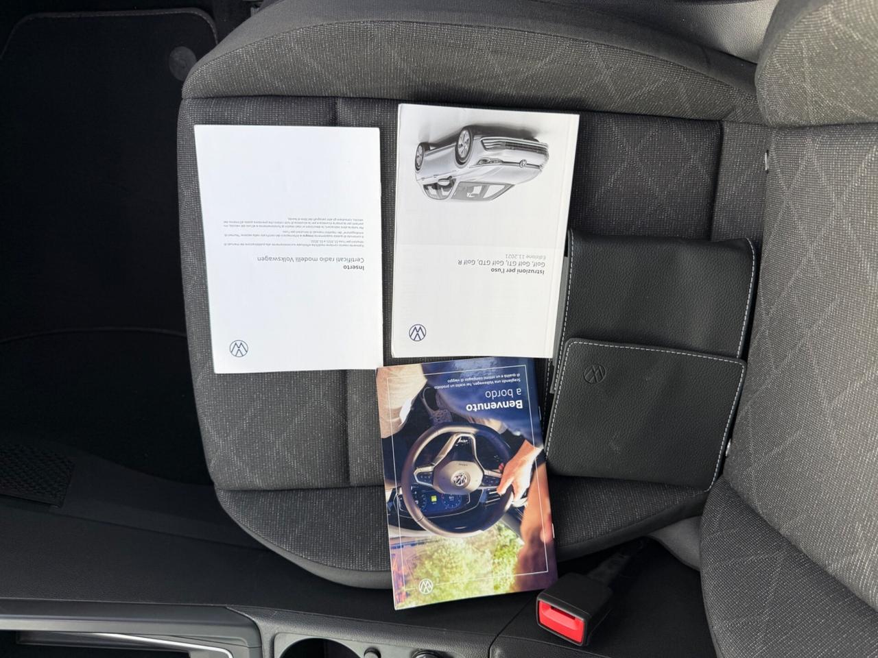 VOLKSWAGEN GOLF 2.0 TDI 115 CV DSG FULL LED MY22