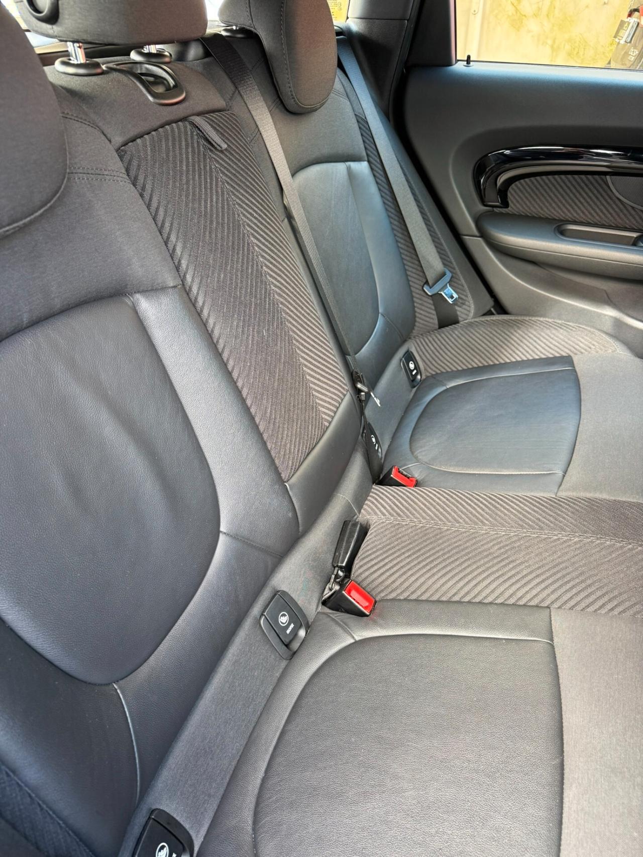 Mini Cooper D Clubman 2.0 Hype 06/2019