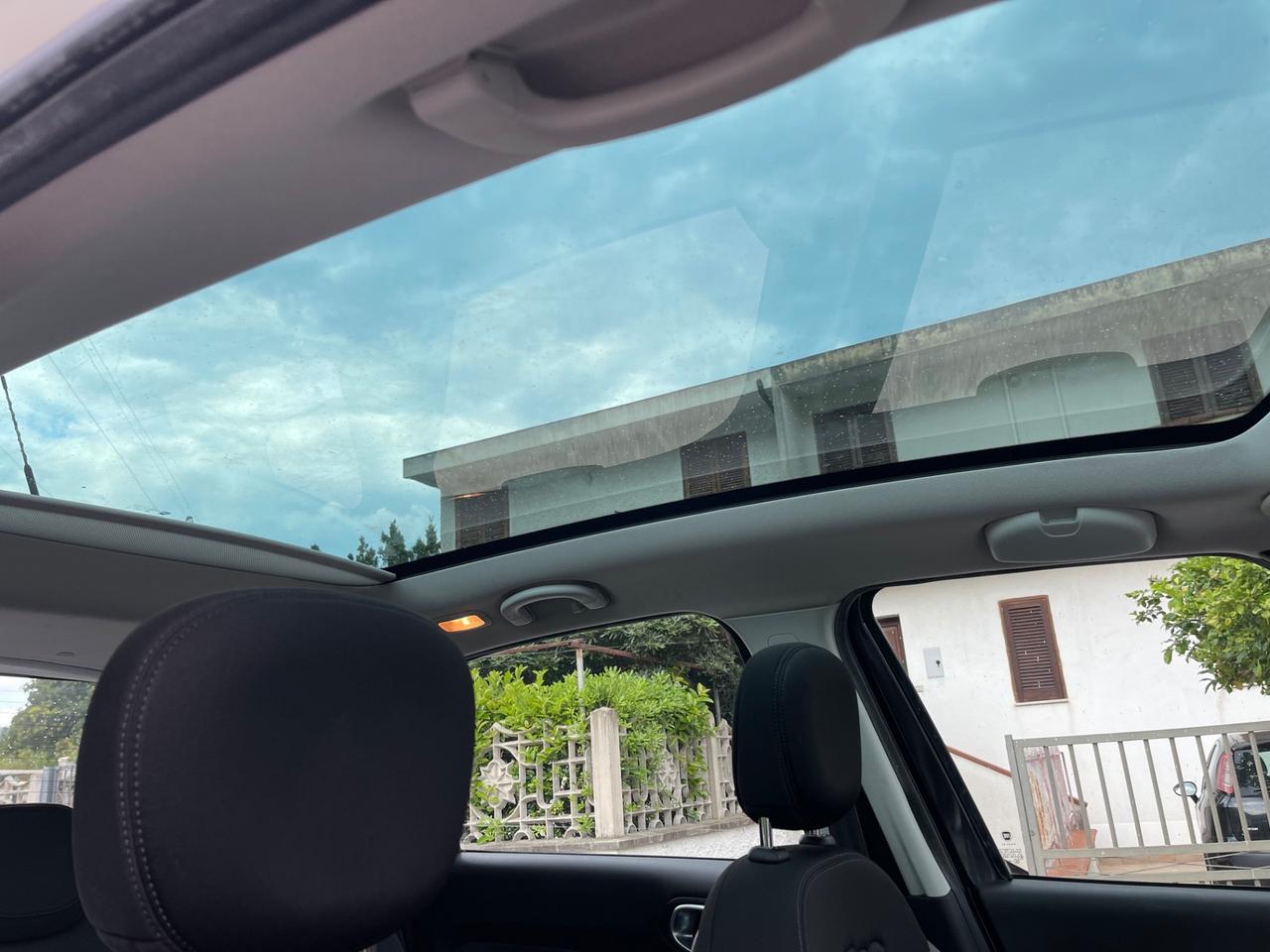 Fiat 500L 1.6 Multijet 120 CV (DOMMYcars)