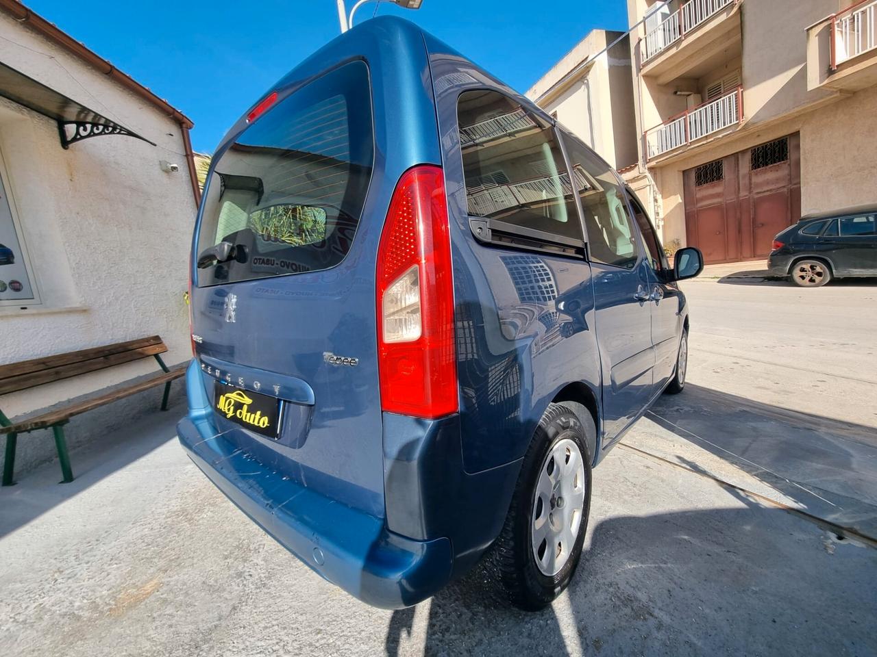 Peugeot Partner Tepee Mix 1.6 HDi 90CV Comfort AUTOCARRO N1