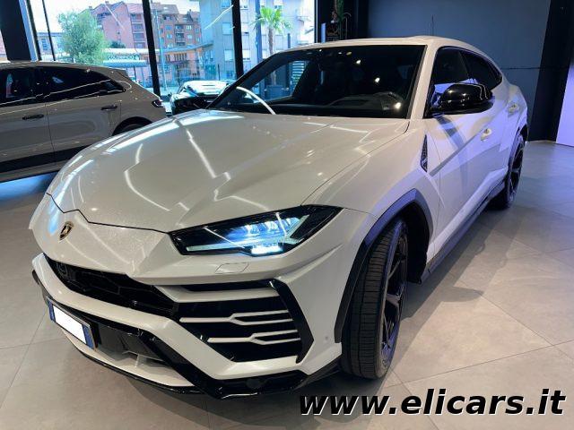 LAMBORGHINI Urus 4.0