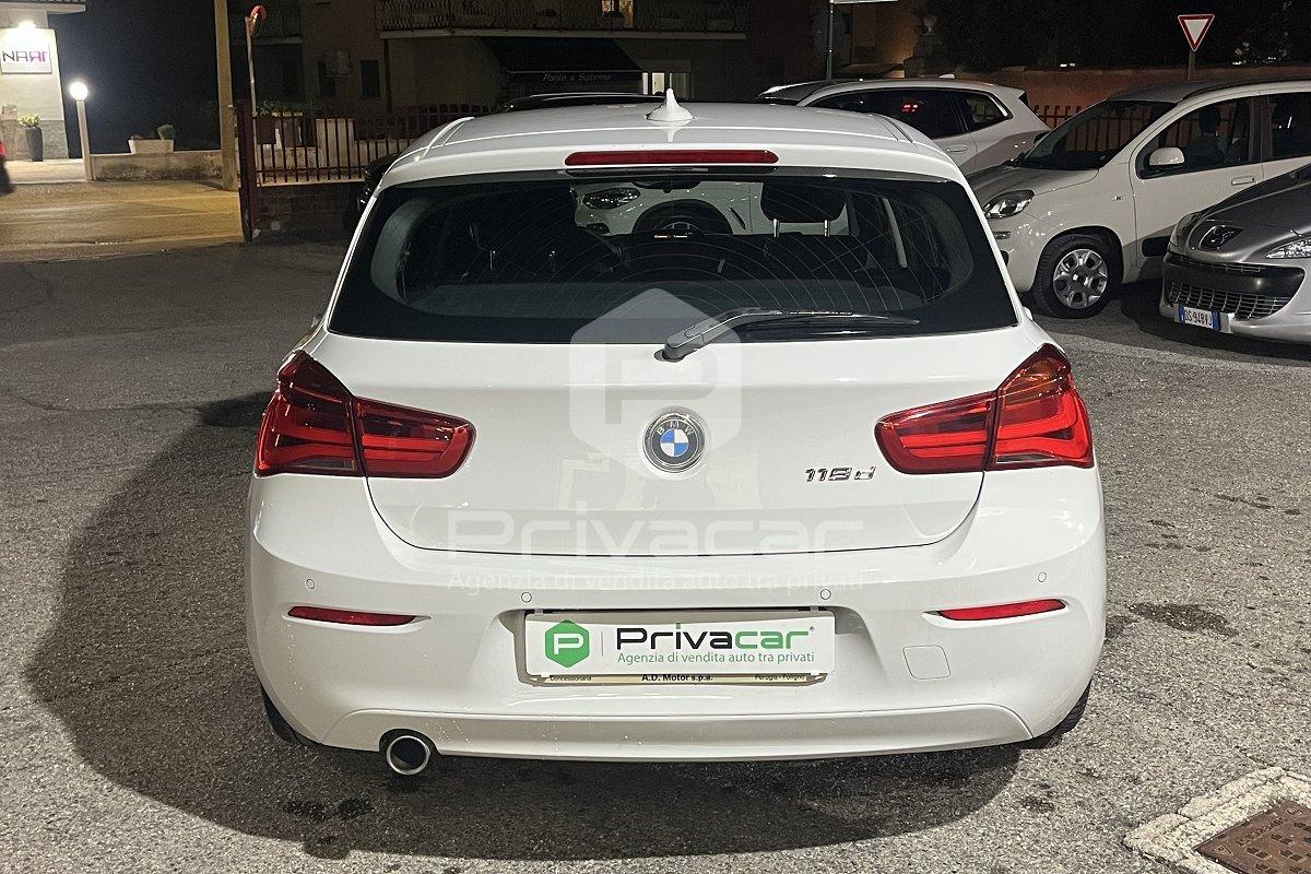 BMW 118d 5p. Advantage